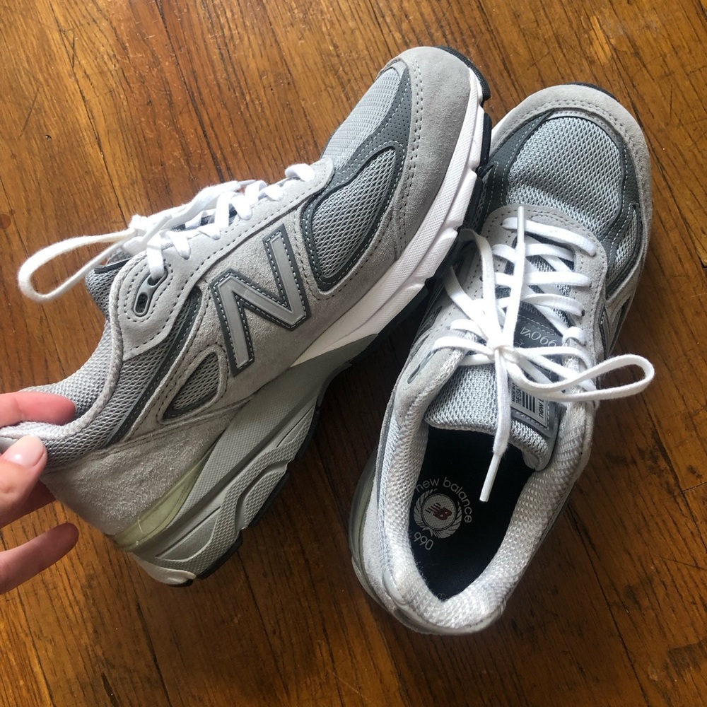 New Balance 990